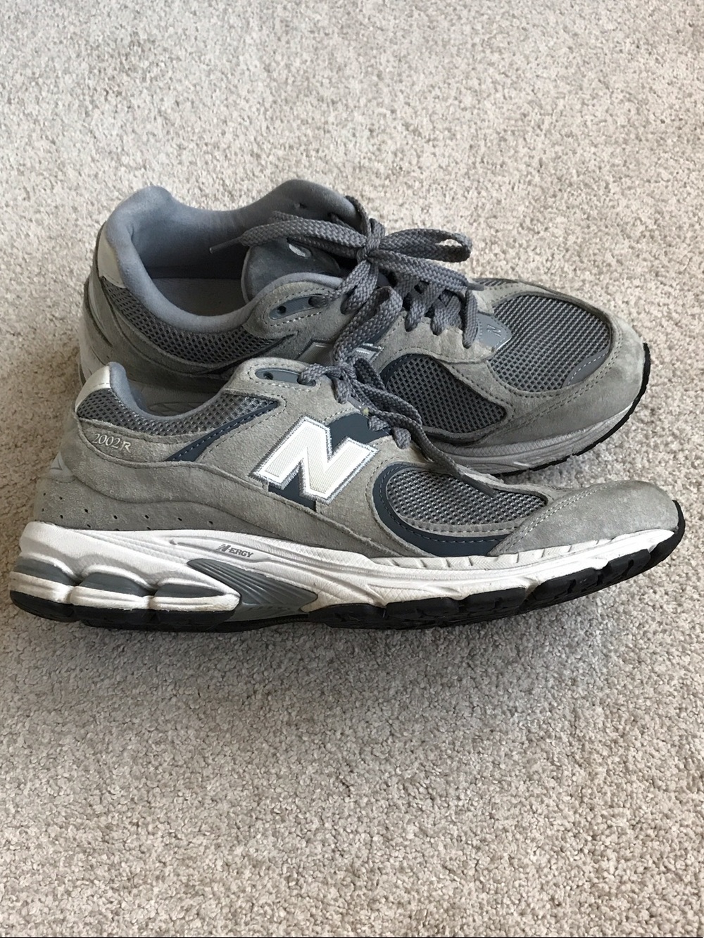 Men’s New Balance 2002r gray suede size 9.5 GUC